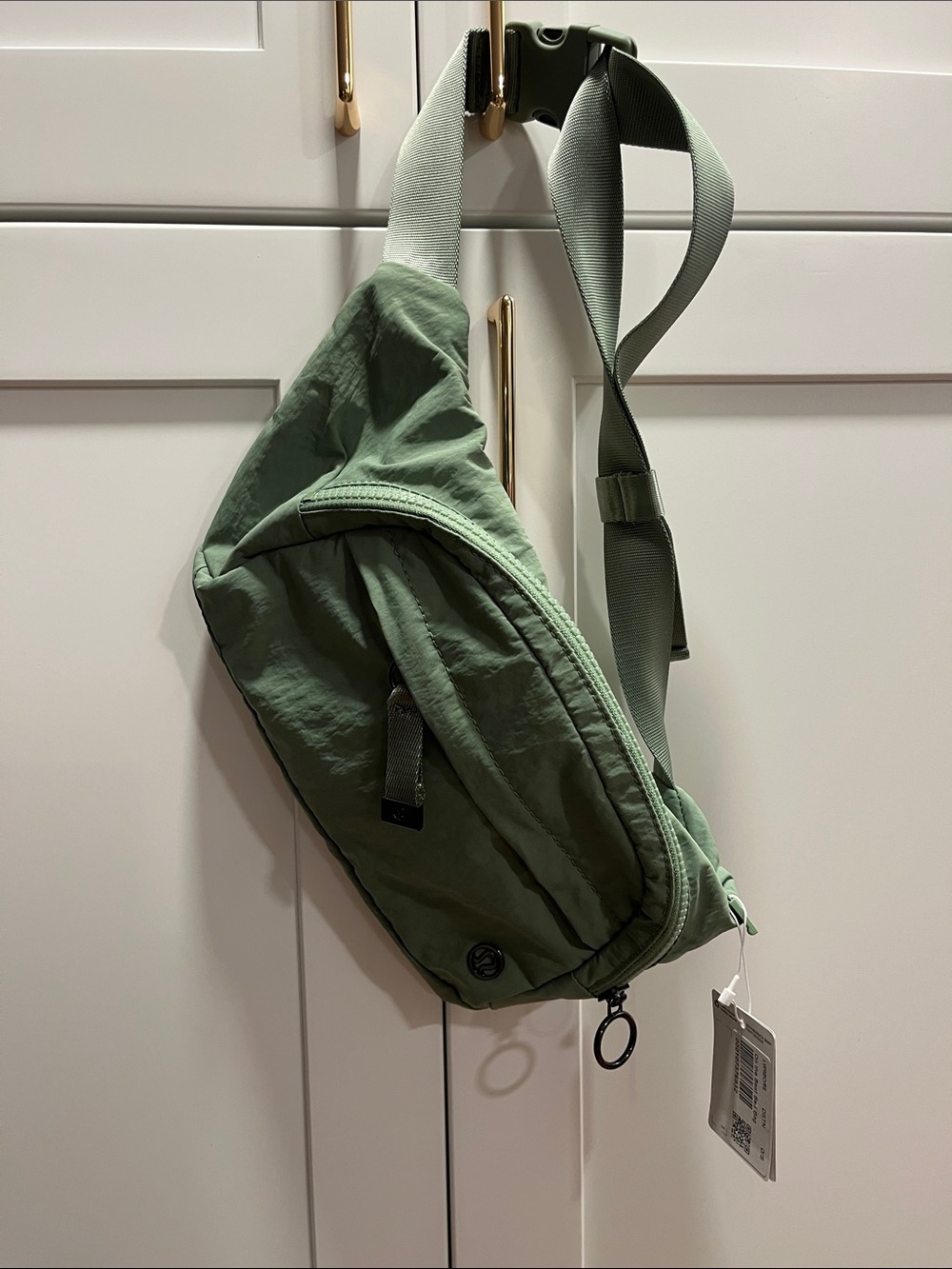 Lululemon On the Beat Belt Bag in desert green 4.5L